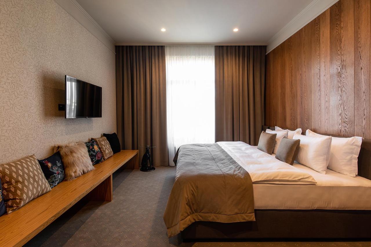 Potocki Boutique Hotel Khmelʼnytsʼkyy Dış mekan fotoğraf